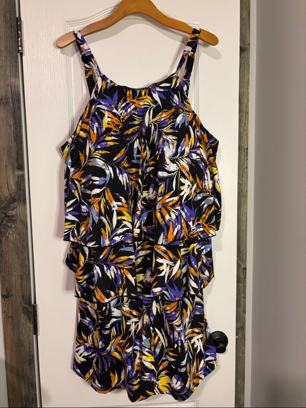 Fit 4U Tiered Floral-Print Sleeveless swimsuit in Black, Purple yellow size 26W